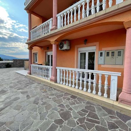 Hill 3 Apartment Viskovo Екстериор снимка