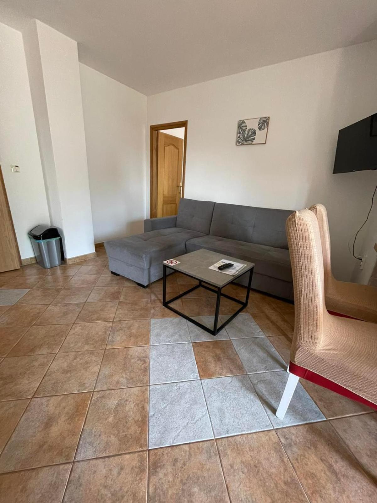 Hill 3 Apartment Viskovo Екстериор снимка